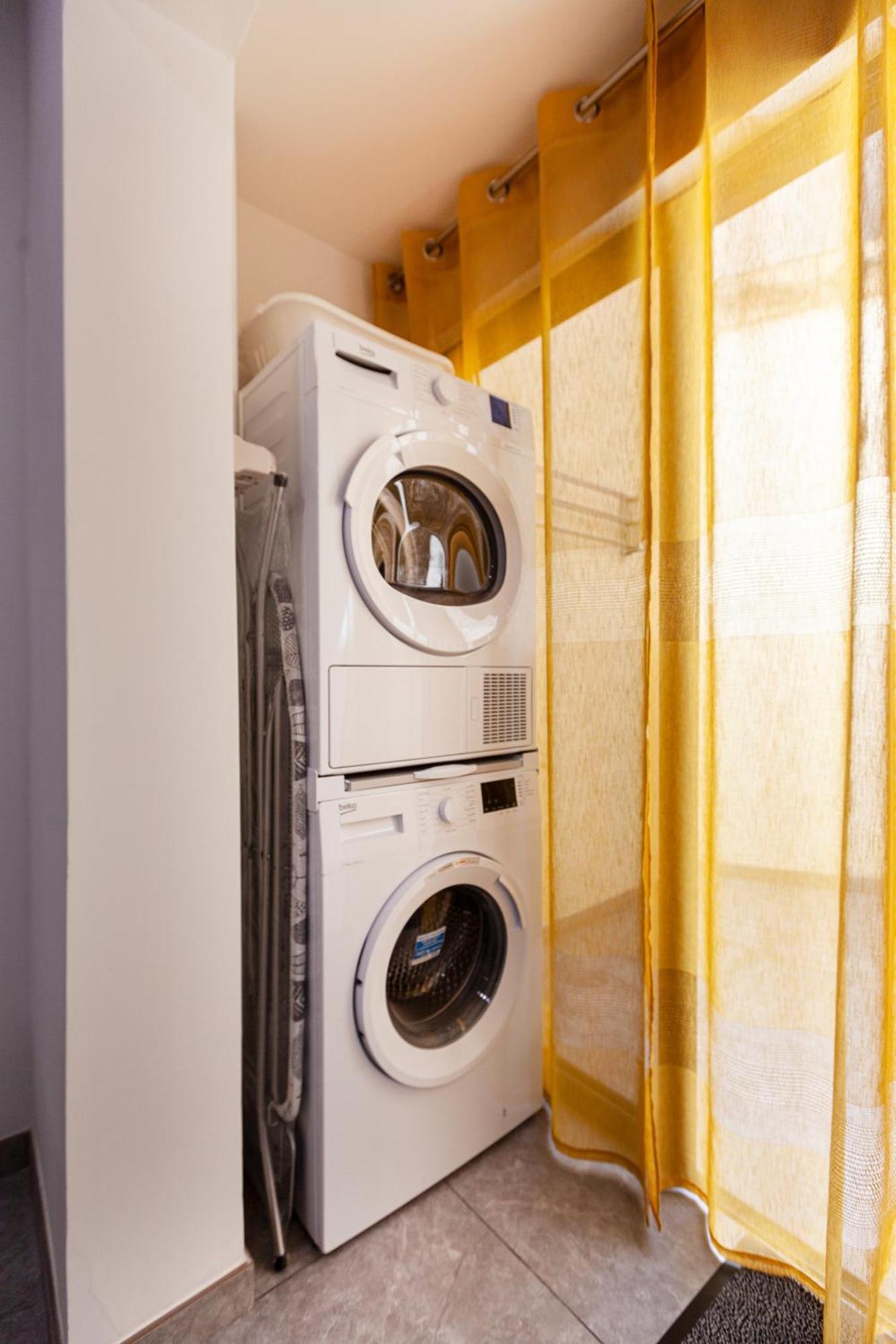 Modern & Lovely Studio - Prime Location Saint Julian's Εξωτερικό φωτογραφία