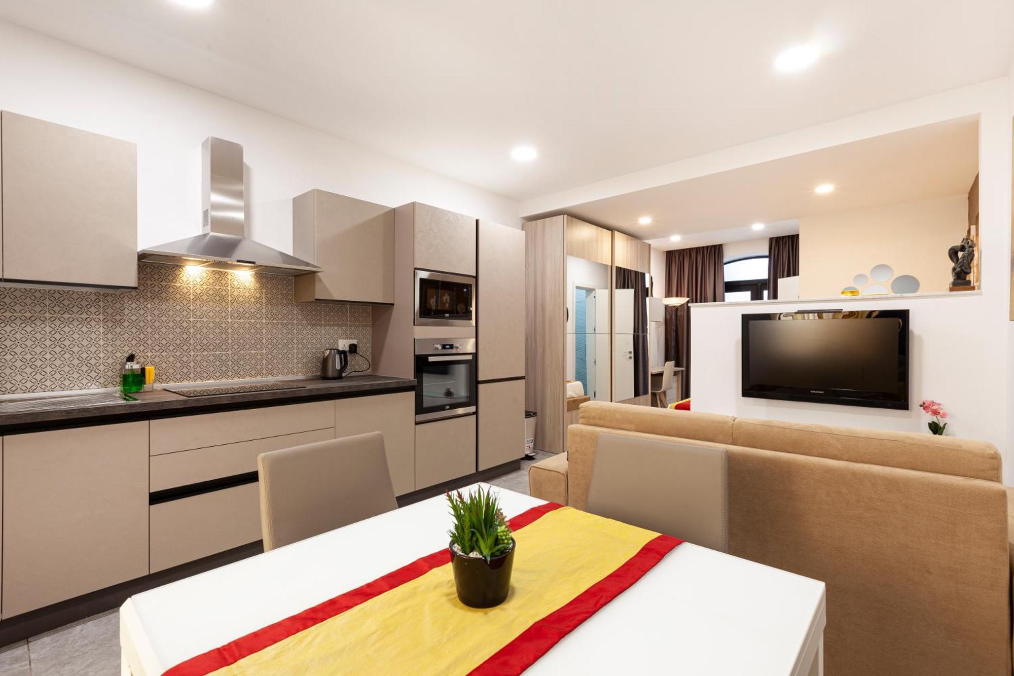 Modern & Lovely Studio - Prime Location Saint Julian's Εξωτερικό φωτογραφία